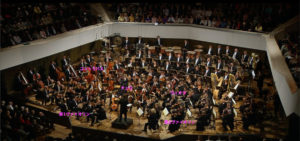 対向配置でマーラー交響曲第9番の第1楽章を演奏リッカルド・シャイーとゲヴァントハウス管(2013年9月6-8日)。(c) Accentus Music