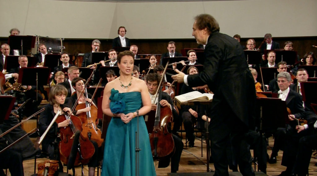 マーラーの交響曲第4番でソプラノ独唱を務めたクリスティーナ・ラントシャマー (c) Accentus Music