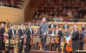 シベリウスの交響曲第7番を演奏したインキネンと読響 (2025年11月27日)